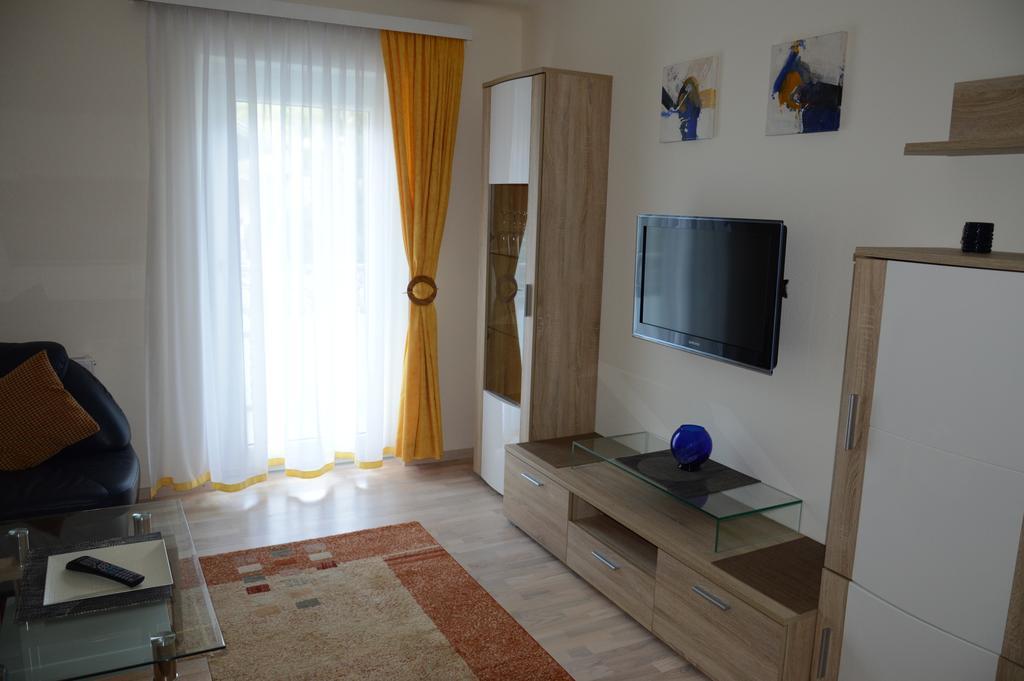 דירות בודנסדורף Haus Thon חדר תמונה